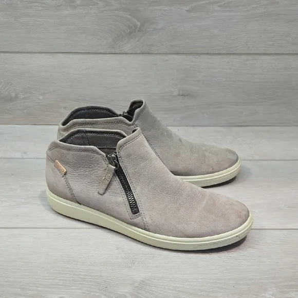 Ecco Women Ankle Soft 7 Leather Casual Gray Slip On Shoes Sz 9