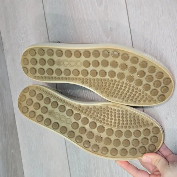 Ecco Women Ankle Soft 7 Leather Casual Gray Slip On Shoes Sz 9