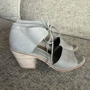 Eileen Fisher Ann Tied Front Grey Suede Leather Sandal Shoes Size 9.5