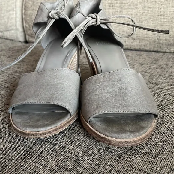 Eileen Fisher Ann Tied Front Grey Suede Leather Sandal Shoes Size 9.5