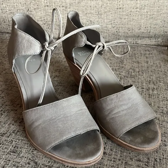 Eileen Fisher Ann Tied Front Grey Suede Leather Sandal Shoes Size 9.5