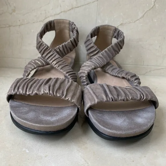 Eileen Fisher Dylan Sandals, size 10