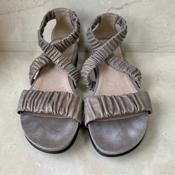 Eileen Fisher Dylan Sandals, size 10