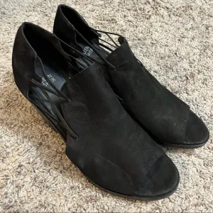 Eileen Fisher Nikki Black Leather Shoes Size 9.5