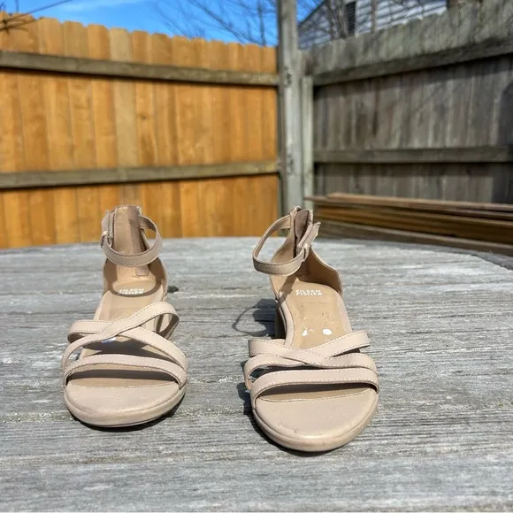 Eileen Fisher Noni Khaki Leather Heeled Strappy Sandals Women's 7.5