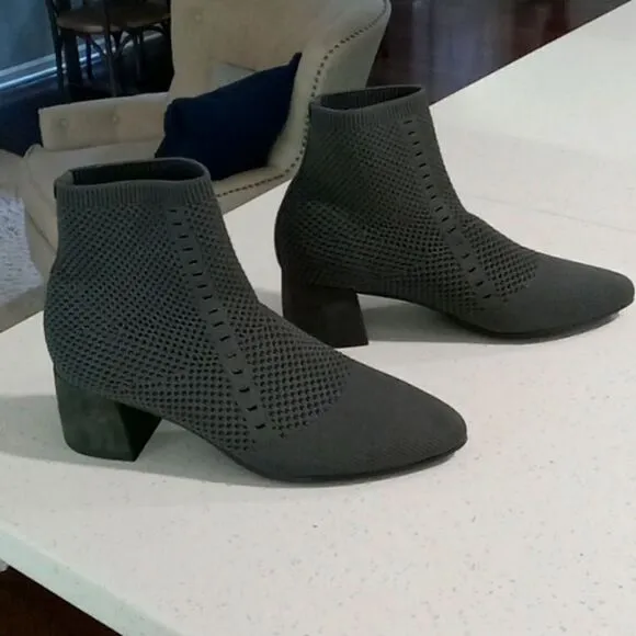 Eileen Fisher Vero Cudio Honey stretch knit fabric ankle boot in gray size 6 NWT