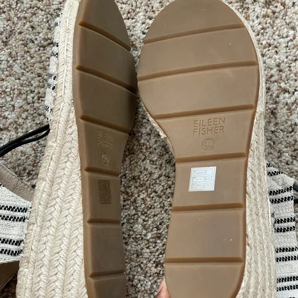 Eileen Fisher Women's Agnes Tan Black Striped Espadrille Wedge NWOT Size 9.5