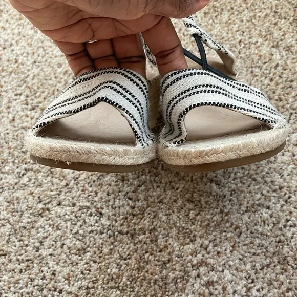 Eileen Fisher Women's Agnes Tan Black Striped Espadrille Wedge NWOT Size 9.5