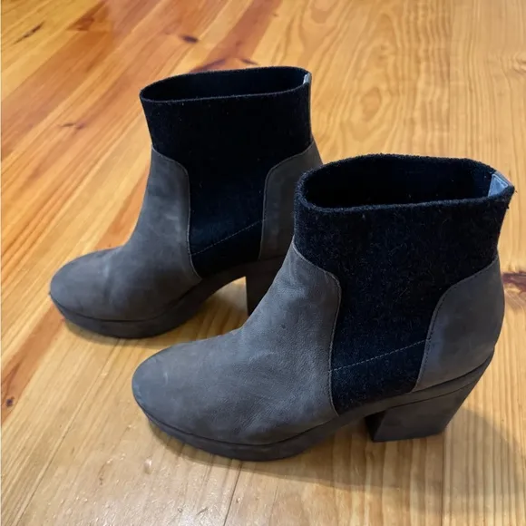 Eileen Fisher Women’s Suede Bootie Shoes US 6.5 Boot Gray Multi