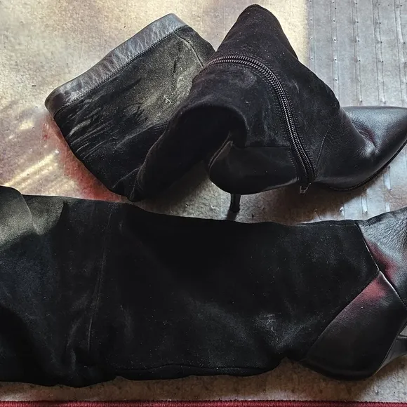 Elegant Black Suede Women's Boots