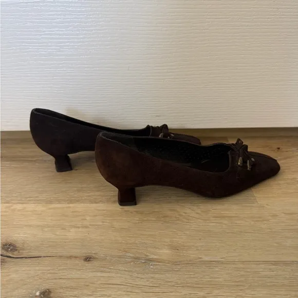 Elegant Brown Suede Women's Shoes