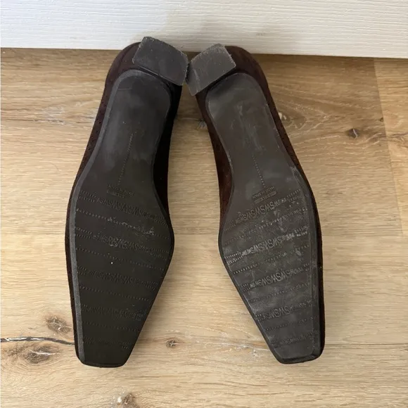 Elegant Brown Suede Women's Shoes