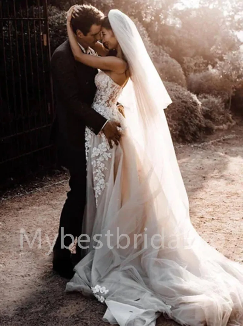 Elegant Sweetheart Sleeveless A-line lace applique Wedding Dresses, WDY0286