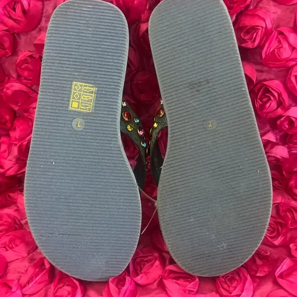 Embellished thong sandal with 'JC' logo metal bit
