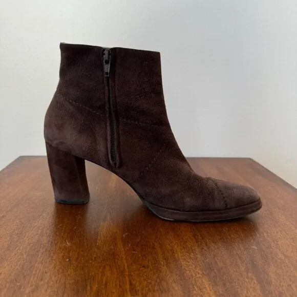 Escada Suede Brown Boots