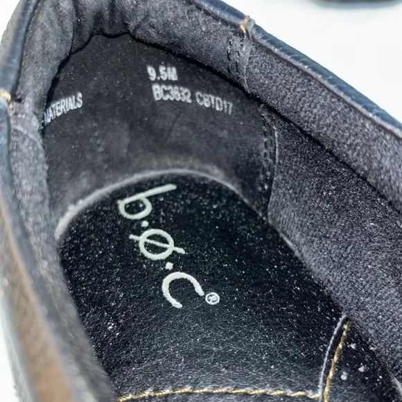 EUC BOC Born Shoes Womens 9.5 M Peggy Clogs Black Leather Comfort Round