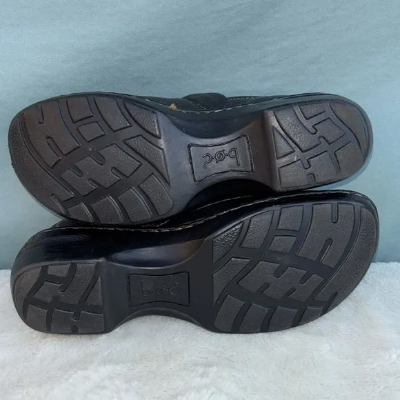 EUC BOC Born Shoes Womens 9.5 M Peggy Clogs Black Leather Comfort Round