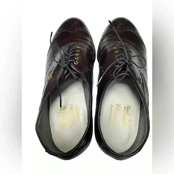 EUC FootJoy Classics Burgundy Leather brogue shield tip golf shoes Men's 9