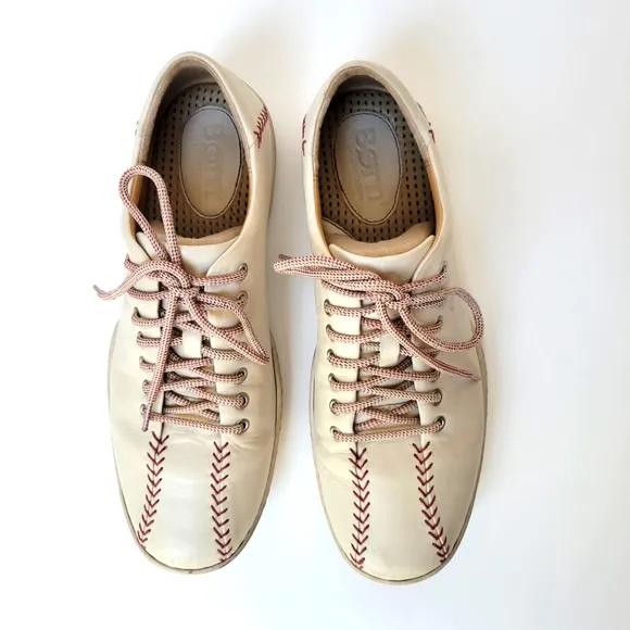 EUC! Men's Born Durand Baseball Shoes