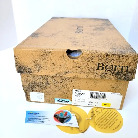 EUC! Men's Born Durand Baseball Shoes