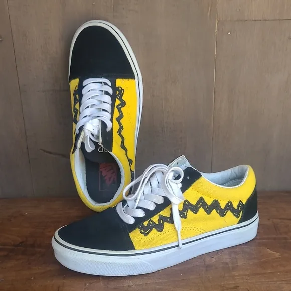 EUC Vans Old Skool x Peanuts Charlie Brown Sneakers Women's sz 7/Men's 5.5 Shoes