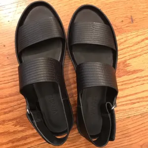 EUC Vince Sandals, Black