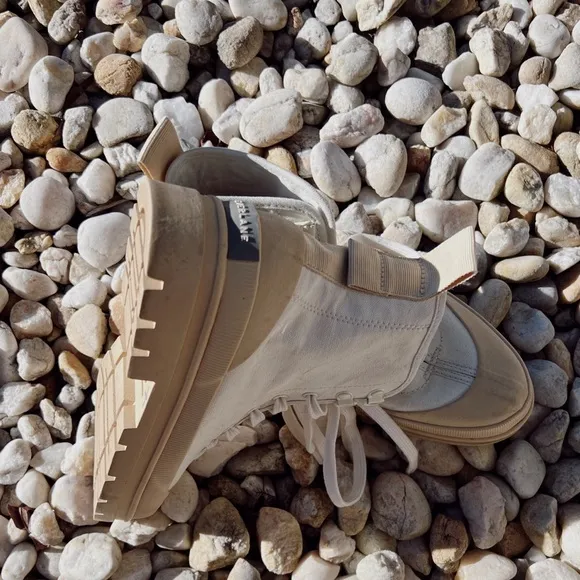 Everlane Organic Cotton Canvas Utility Boot