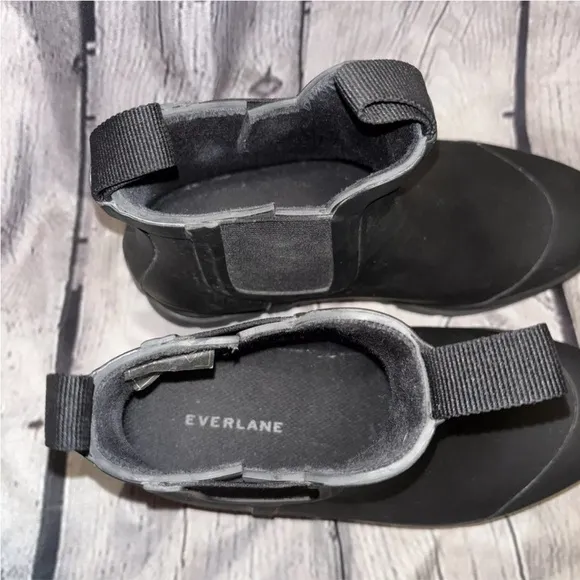 Everlane “The Rain Boot” Women’s Black Rubber Ankle Boots Lined Size 6 Pull On