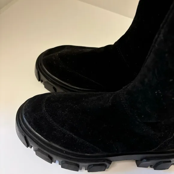 Farm Rio Boots Knee High Lug Sole Black Suede Tall Chunky Embroidery Sz 9