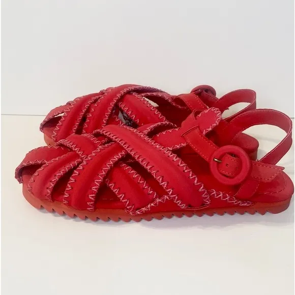 Farm Rio Red Zig Zag Stitch Sandals Sise 7