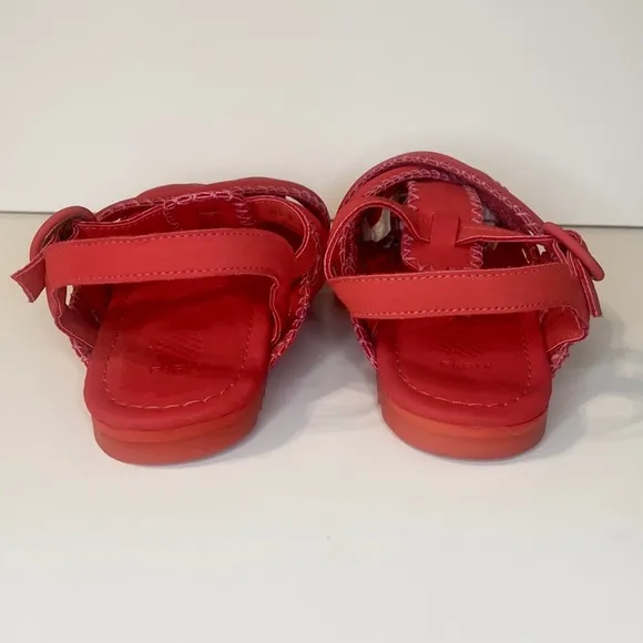 Farm Rio Red Zig Zag Stitch Sandals Sise 7