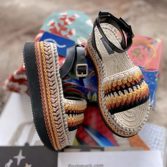 Farm Rio Rust Crochet Espadrille Flatform Sandals