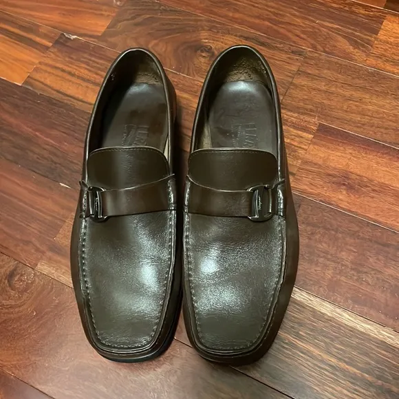 Ferragamo shoes size 6.5 brown leather