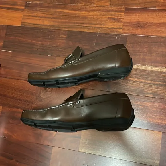 Ferragamo shoes size 6.5 brown leather