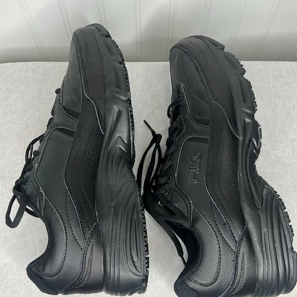 Fila Memory Foam Workshift Slip Resistant Size 11.5 EEEE