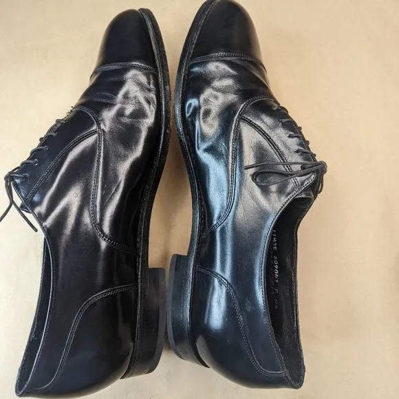 Florsheim &quot;Albany St&quot; Classic Black leather  Cap toe Oxford 20363 men's sz 11.5E