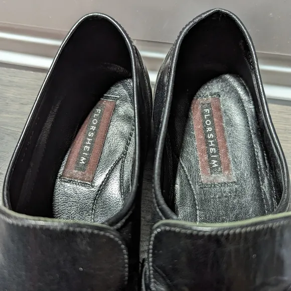 Florsheim Shoes Mens Size 8.5 Loafers Black Leather Tassel Slip Ons Casual Dress