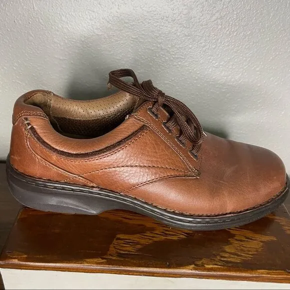Florsheim Tan Mens Oxfords Style Casual Lace Up Shoes Style 13172-200 Size 9M