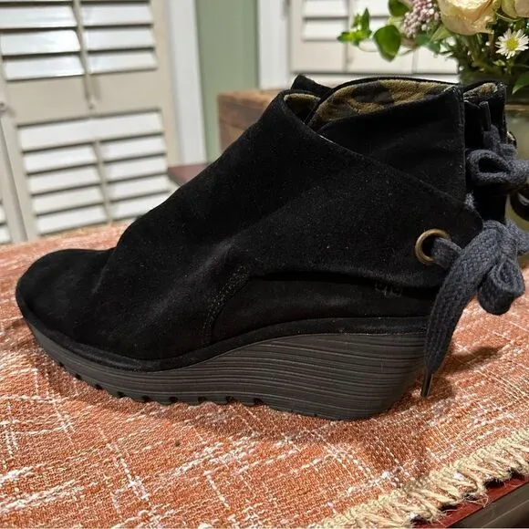 FLY London Suede Ruched Ankle Boots with Tie Detail Yebi Diesel