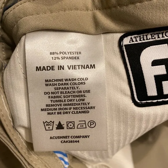FootJoy mens golf casual tan pants size 36x30. Like new condition