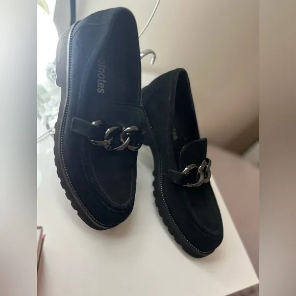 FOOTNOTES SHOES