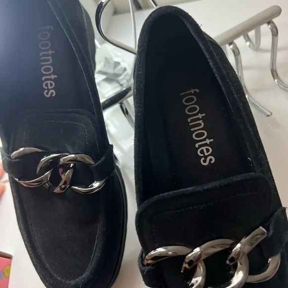 FOOTNOTES SHOES