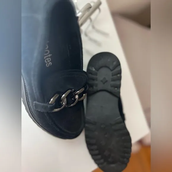 FOOTNOTES SHOES