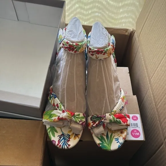 Franco Sarto Womens Oma White Multi Open Toe Heels Shoes
