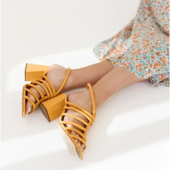 FREE PEOPLE Colette Cinched Block Heel Sandals EU 39/ US 9