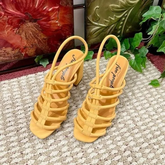 FREE PEOPLE Colette Cinched Block Heel Sandals EU 39/ US 9