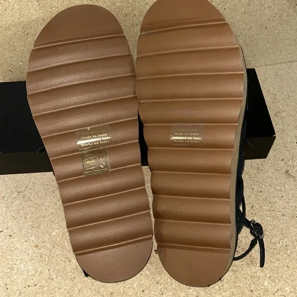 Free People Las Palmas Buckle Sandals (TS11)