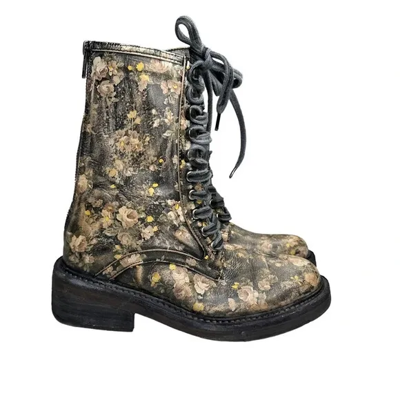 Free People Santa Fe Floral Print Combat Lace Up Boot  Sz: 7/37