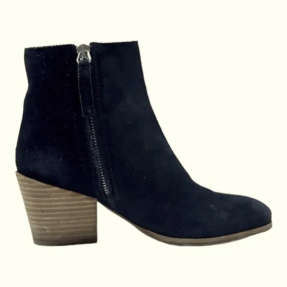 Frye Casey Stud Bootie Black Suede Ankle Boots Sz 6