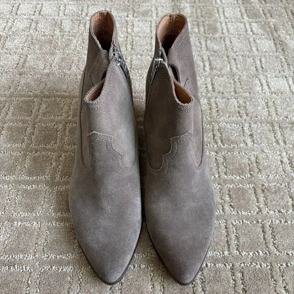 Frye Reina Suede Bootie Size 9.5 Taupe Gray Western Cowgirl Festival Ankle Boots